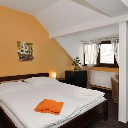 Otel U Zlateho Byka
